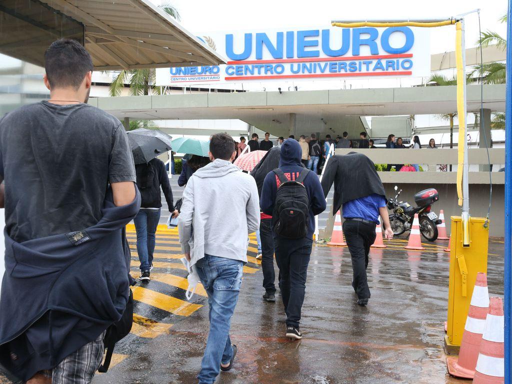 Faculdades particulares têm nota baixa em avaliação federal