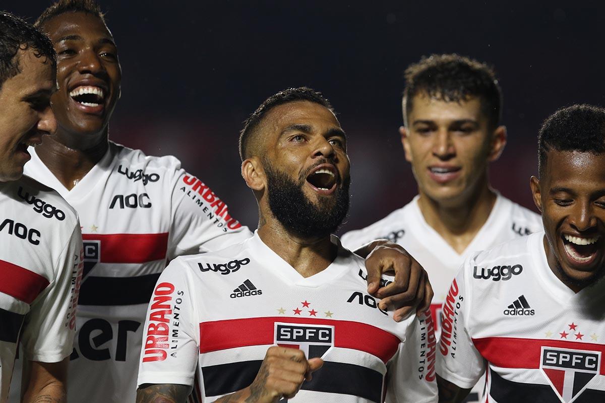 Daniel Alves no São Paulo: tricolor paulista está na disputa da Sul-Americana 2020