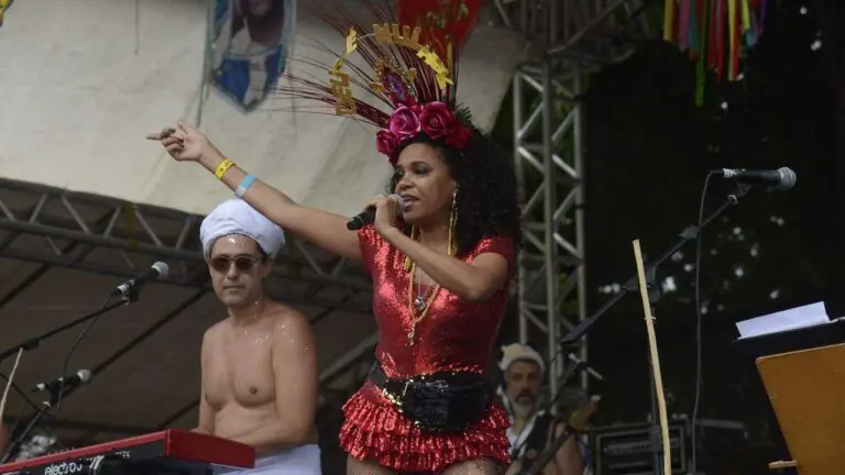 Auxílio Emergencial para artistas começa a ser pago; veja como receber