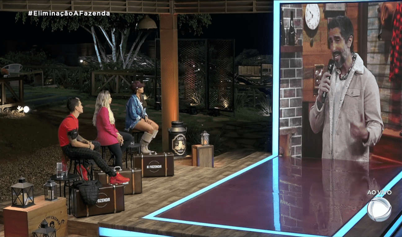 Peões em noite de eliminação em A Fazenda 12