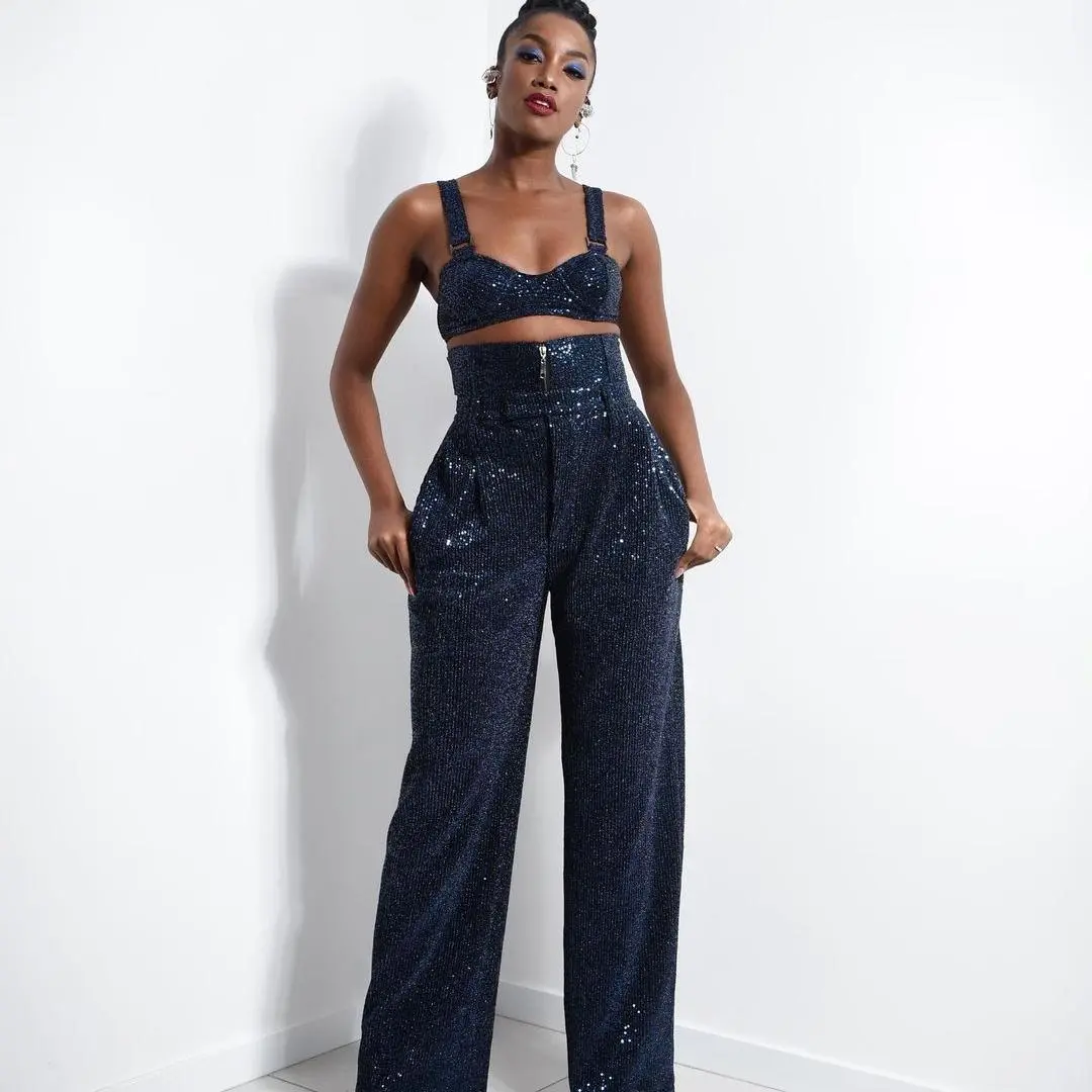 Estilo Iza calça de cintura alta azul Estilo Iza calça de cintura alta