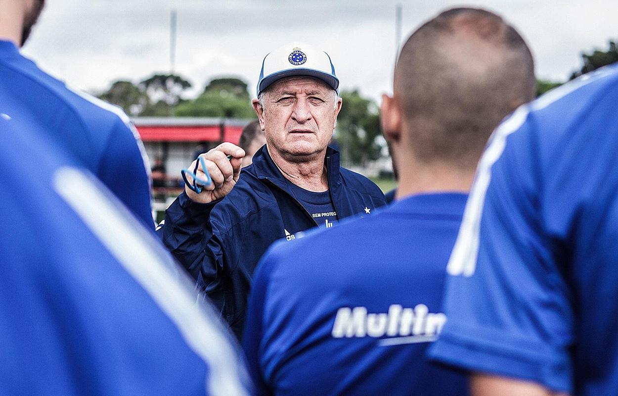 Felipão comanda o cruzeiro na série b