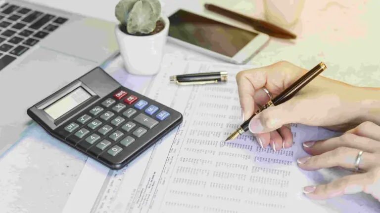 Quais contribuições tributárias as pequenas empresas devem fazer?