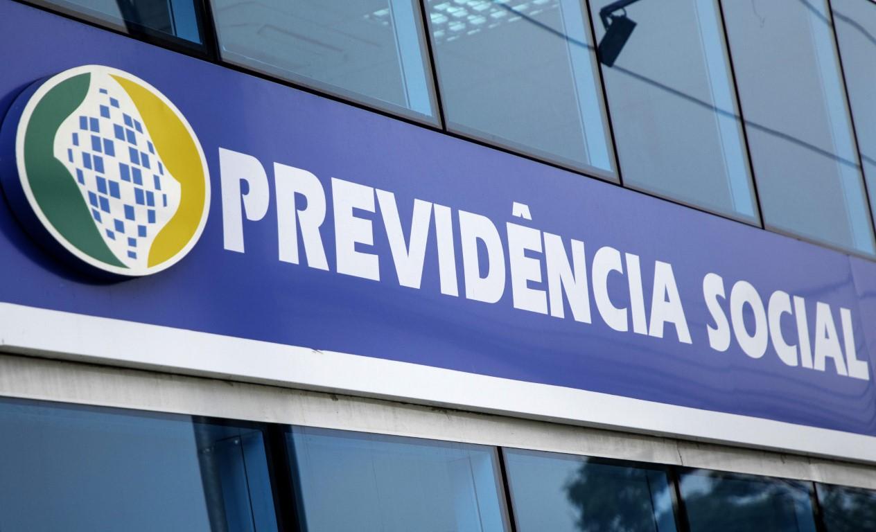 Bloqueio de benefícios INSS