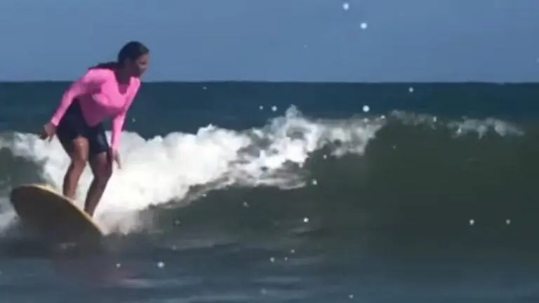 Ivete Sangalo salva menino de afogamento em praia na Bahia