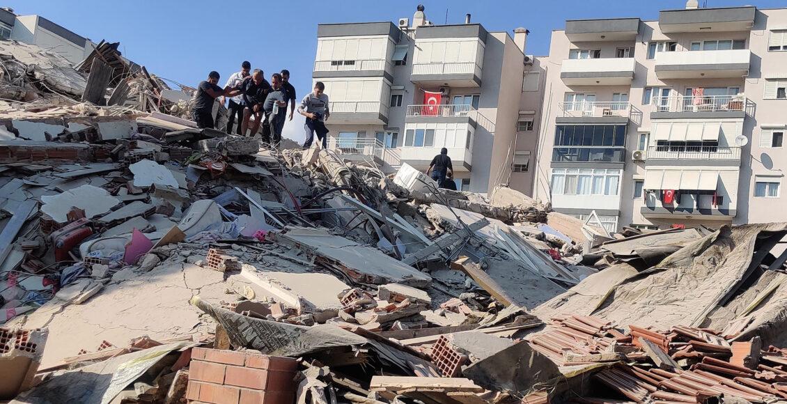 Terremoto de escala 7.0 atinge Turquia e Grécia nesta sexta-feira (30)