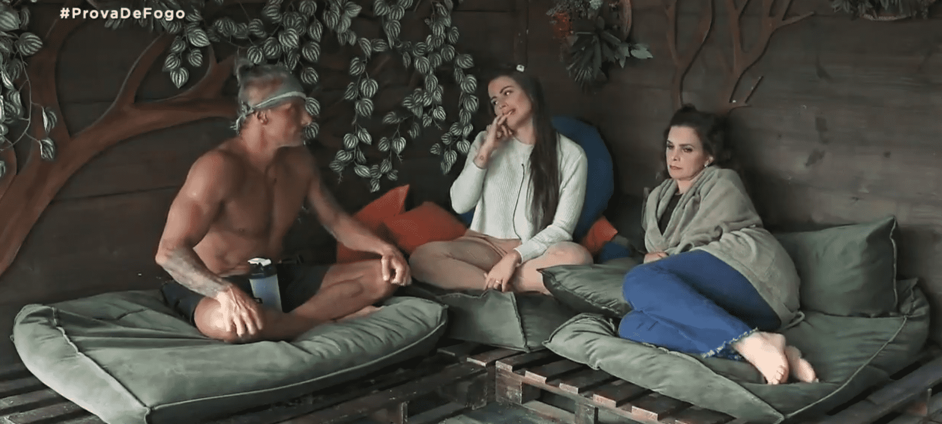 Imagem de Juliano, Victória e Luiza em A Fazenda 12