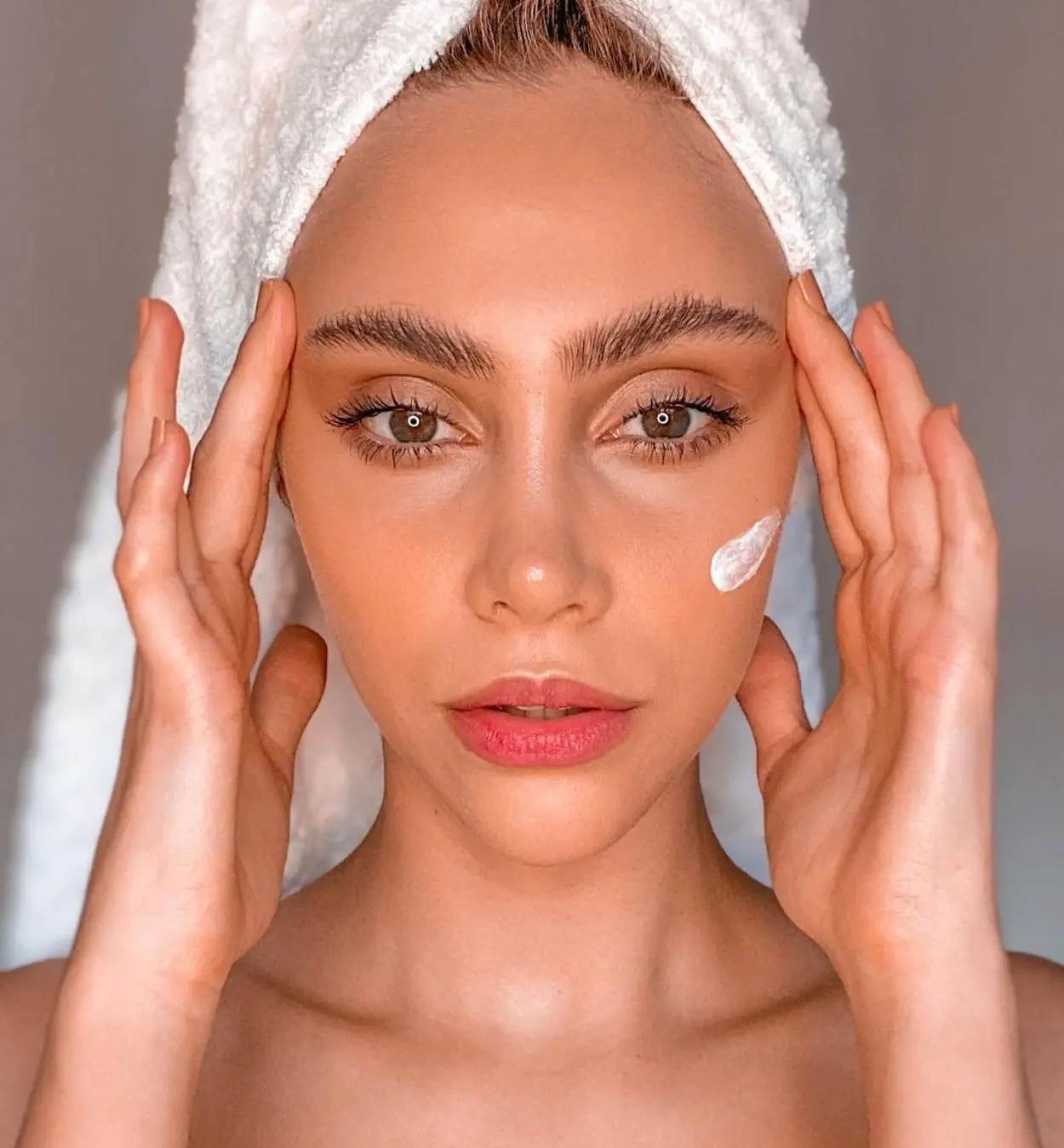 como fazer limpeza de pele como fazer limpeza de pele