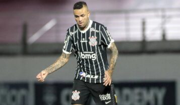 Luan no jogo entre Corinthians e Bragantino