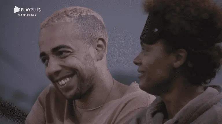 A Fazenda 12: fogo no feno? Lucas Selfie pede show do Raça Negra