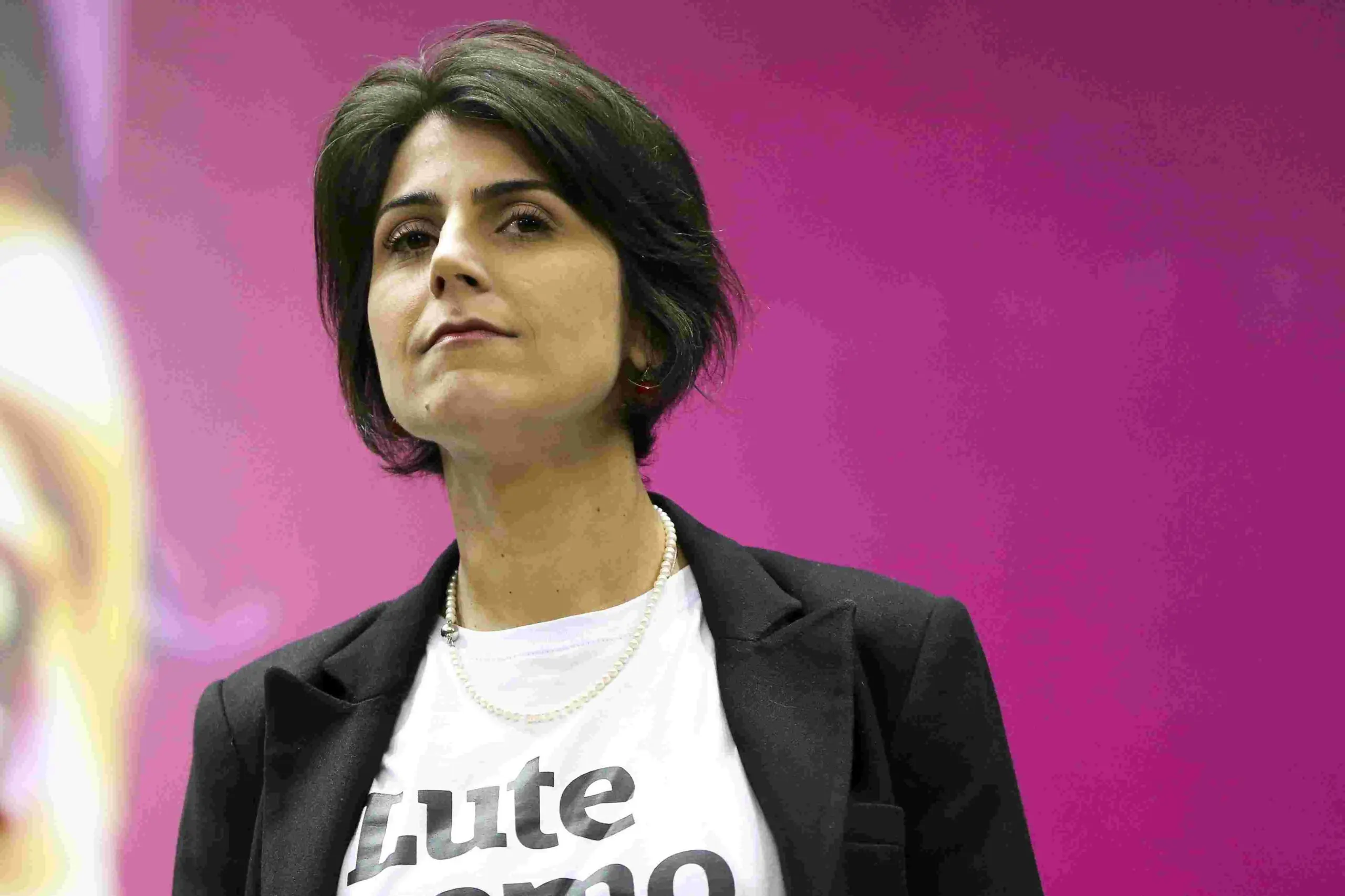 Eleições 2020: Manuela D´Ávila lidera pesquisa eleitoral em Porto Alegre