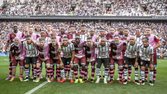 Nova camisa 3 do Corinthians homenageia time inglês; veja preço