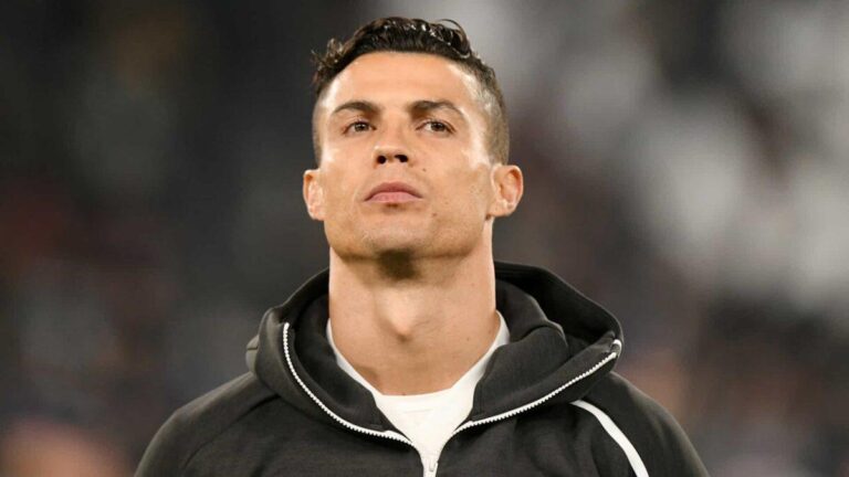 Cristiano Ronaldo testa positivo para Covid-19 e desfalca seleção