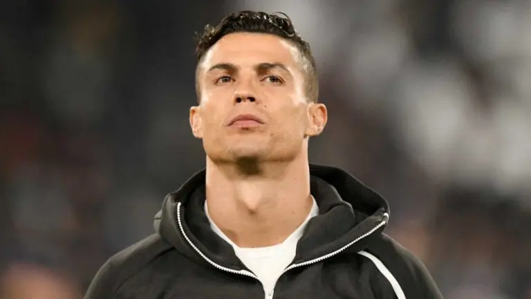 Cristiano Ronaldo testa positivo para Covid-19 e desfalca seleção