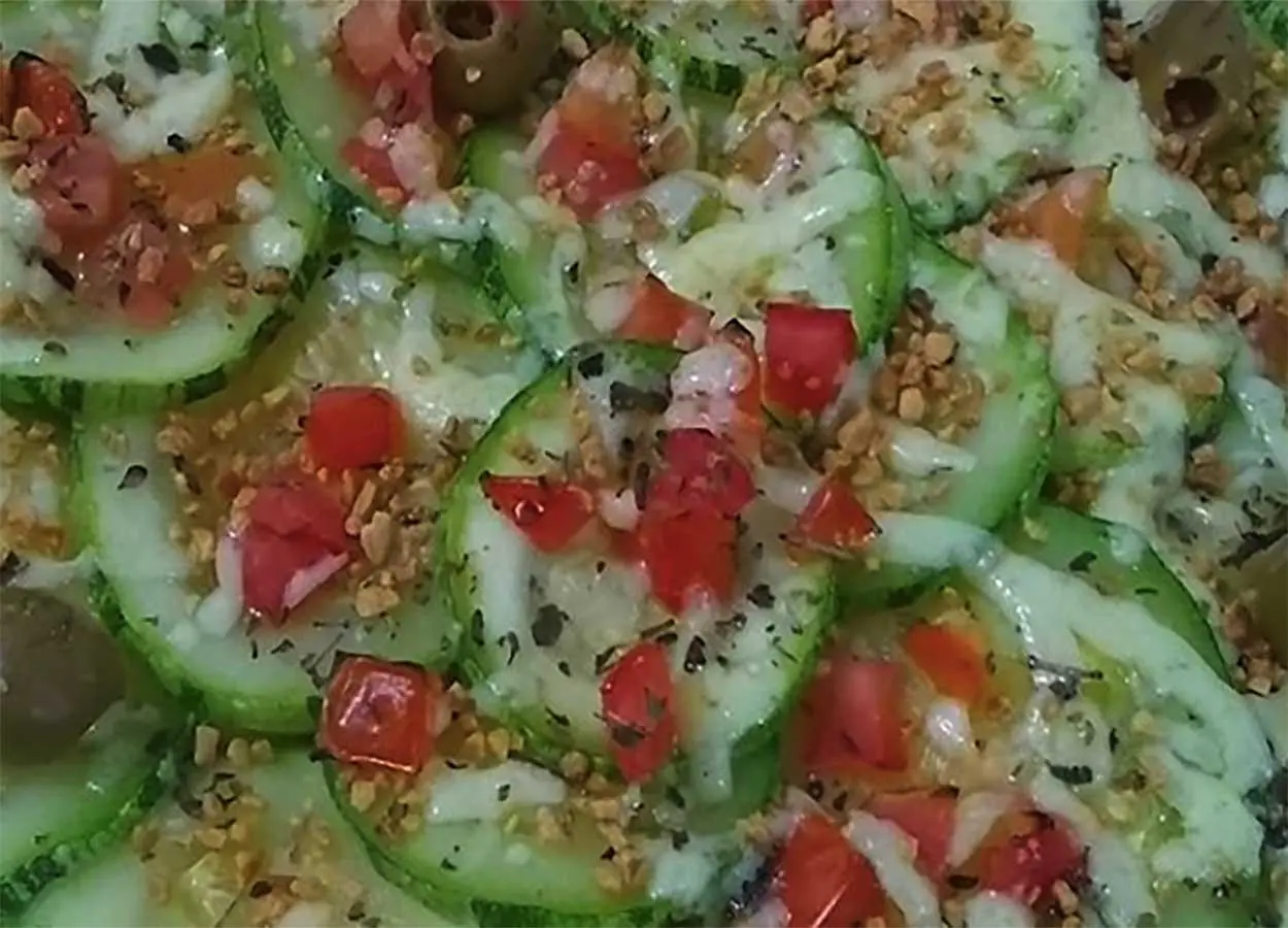 pizza de abobrinha com tomate pizza fit receita abobrinha