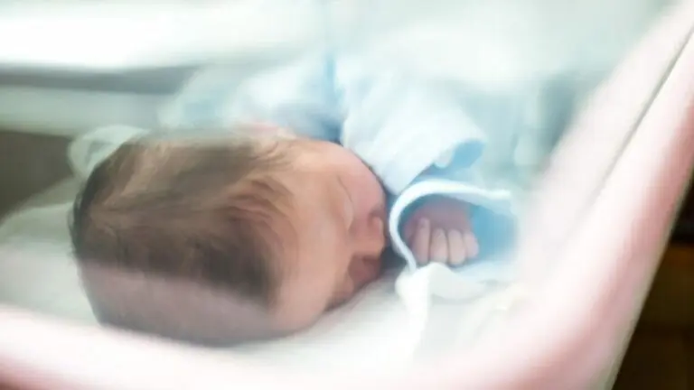 Poluição do ar matou quase meio milhão de recém-nascidos em 2019, revela relatório