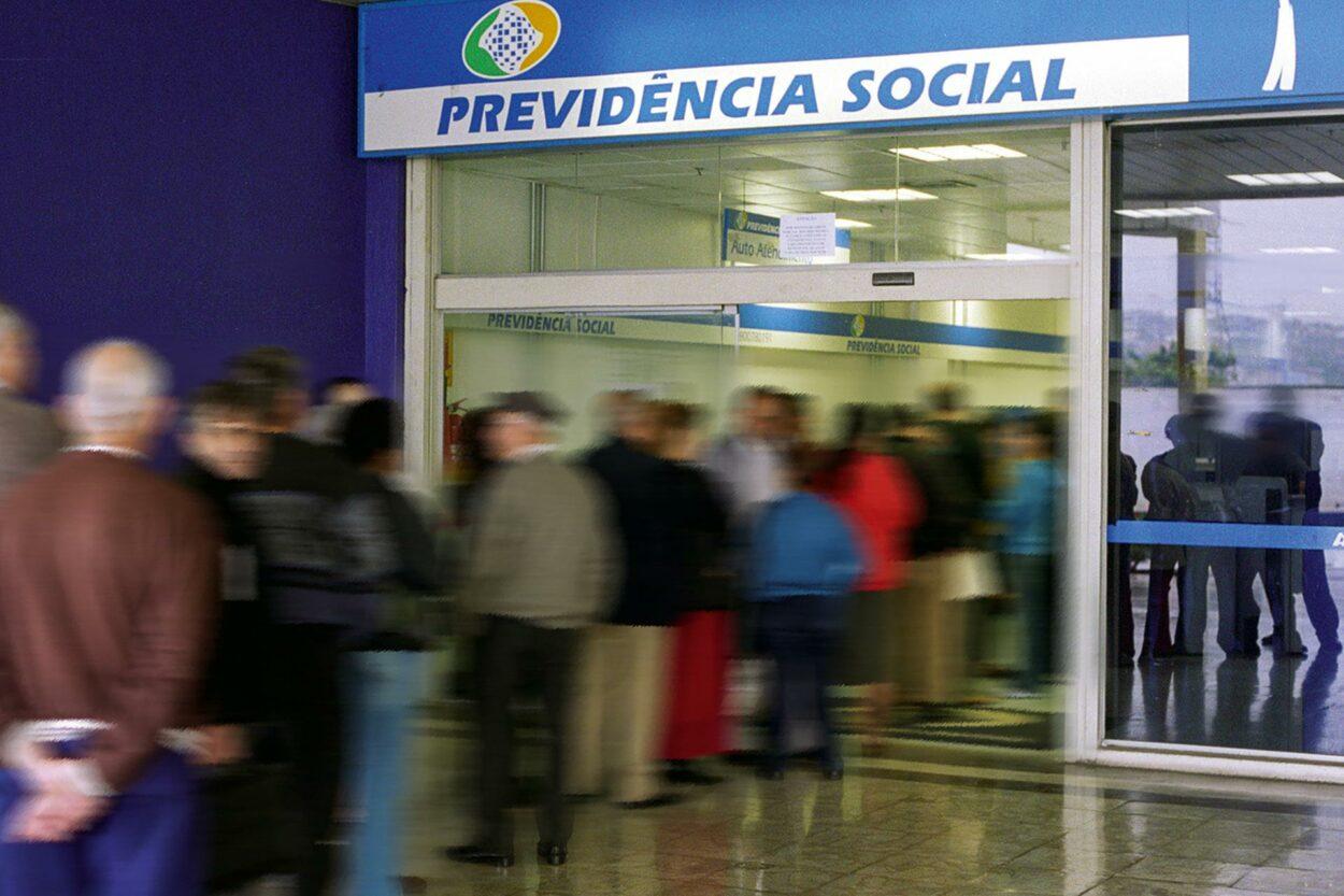 fila da aposentadoria do INSS