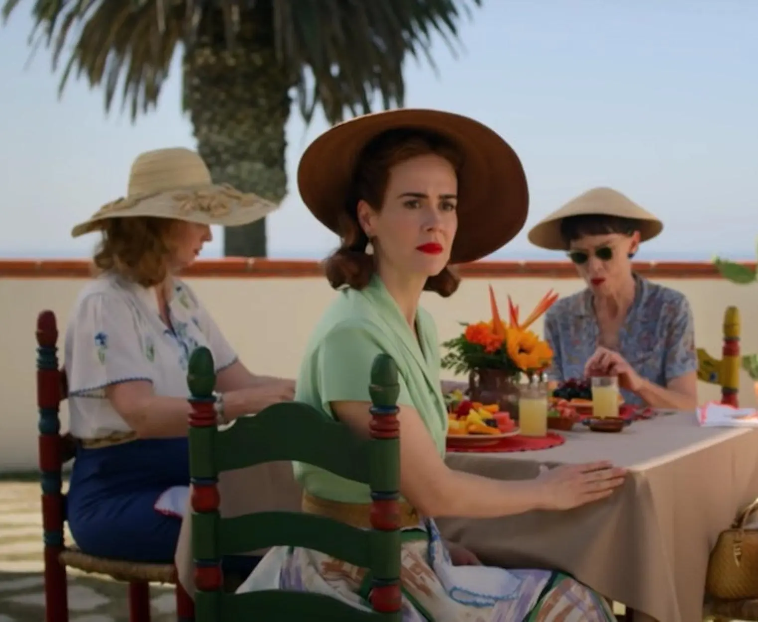 figurino de Mildred Ratched