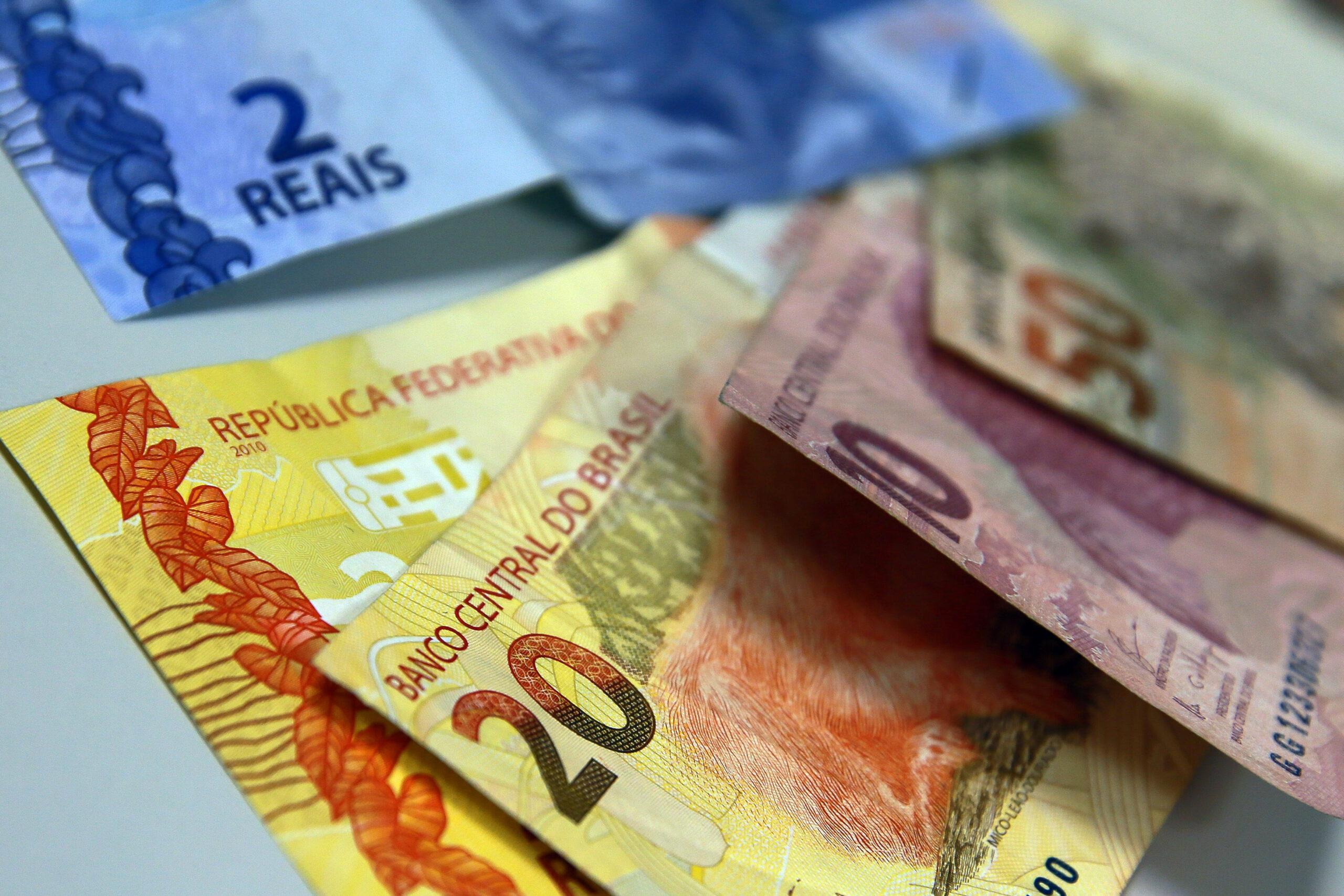 Décimo terceiro irá injetar bilhões na economia brasileira. Foto: reprodução/Agência Brasil