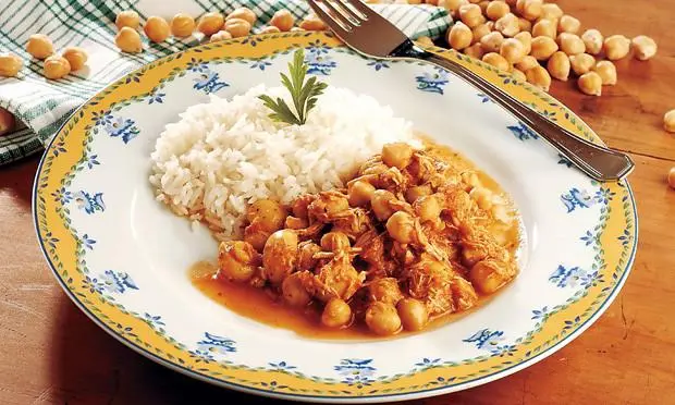 estrogonofe de grão de bico