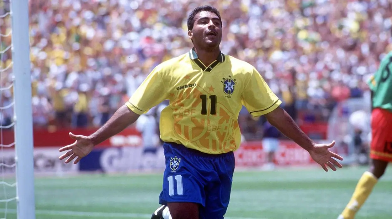 Romário está entre os indicados para o time dos sonhos da Bola de Ouro