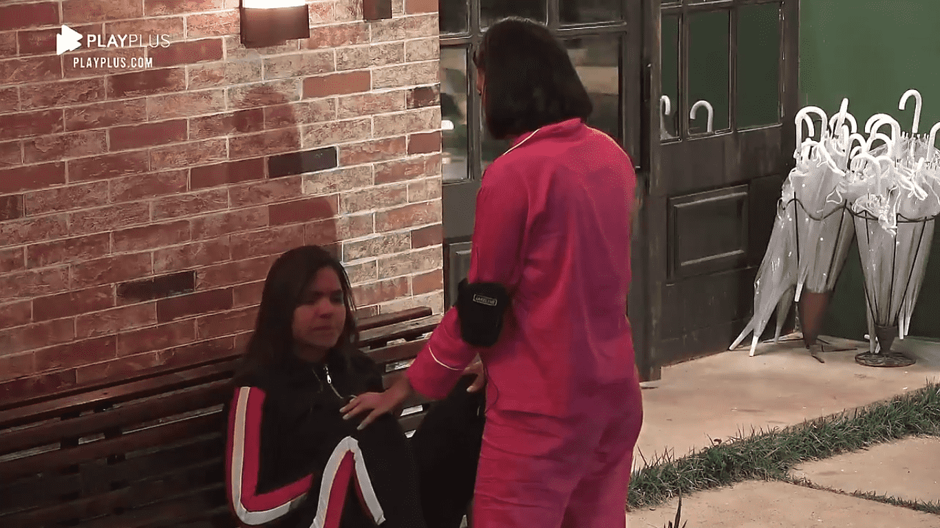Tays chora e conversa sobre Biel em A Fazenda 12