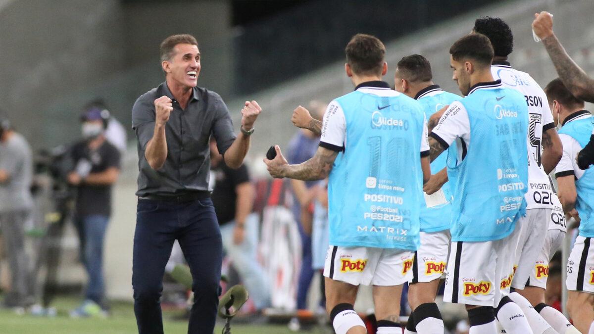 Na estreia de Mancini, Corinthians vence Athletico Paranaense