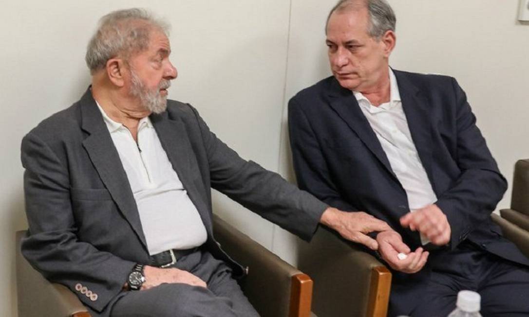 Lula e Ciro Gomes se reencontraram selando a paz. Foto: Ricardo Stuckert