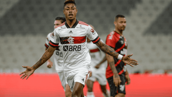 Jogos de hoje na TV: confira as partidas de futebol deste sábado (21)