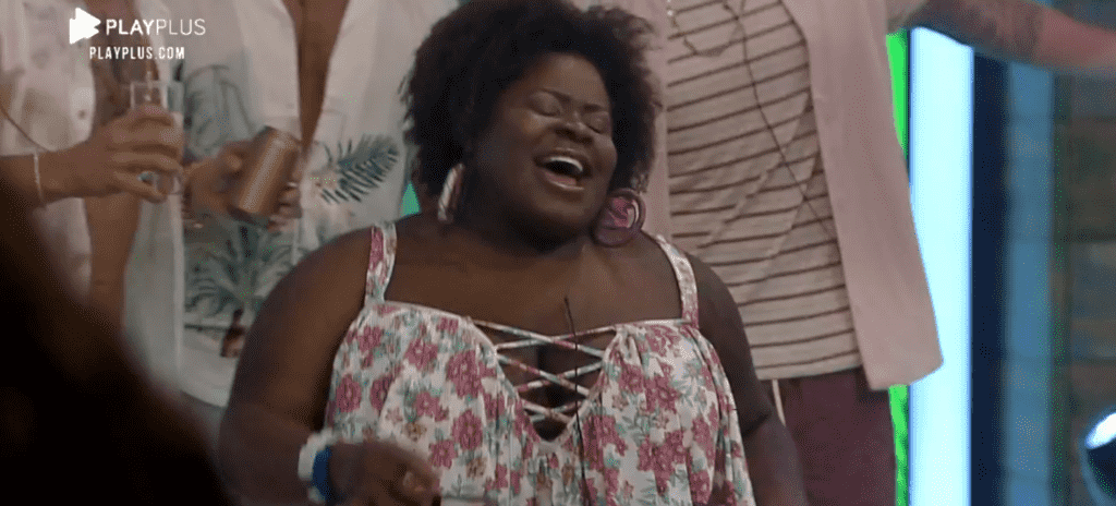 A Fazenda 12: tombo de Mirella, choro de Lidi e Jojo; veja como foi a festa de ontem Imagem da festa