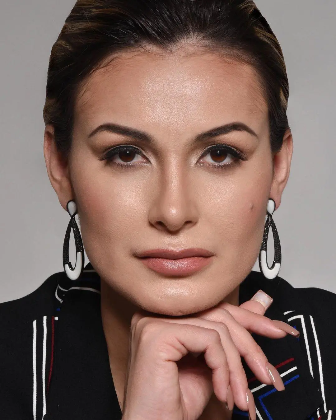 Imagem mostra rosto de Andressa Urach