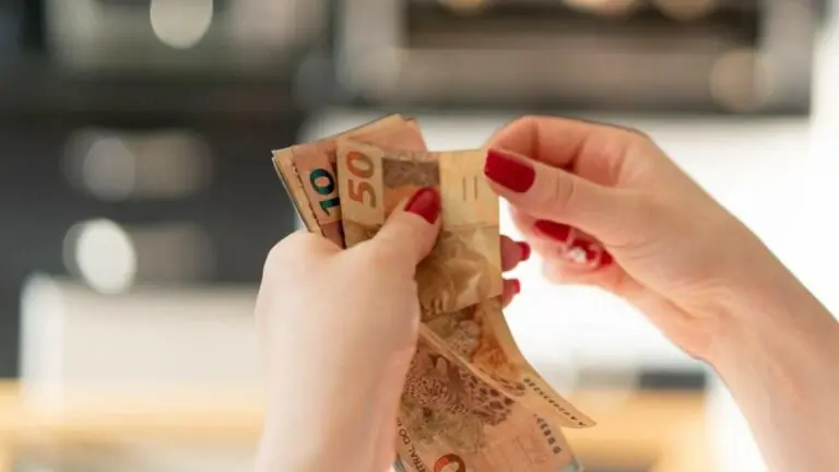 Aposentados e pensionistas não terão 13º ou 14º salário em dezembro