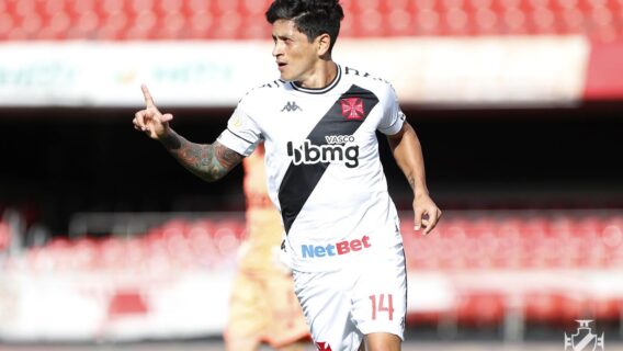 Jogos de futebol nesta segunda: onde assistir as partidas na TV (30/11)