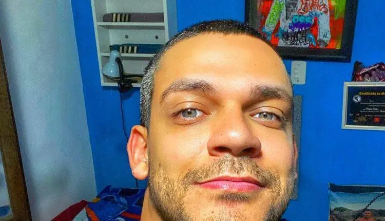 Caique Aguiar participou de A Fazenda 10 e foi finalista