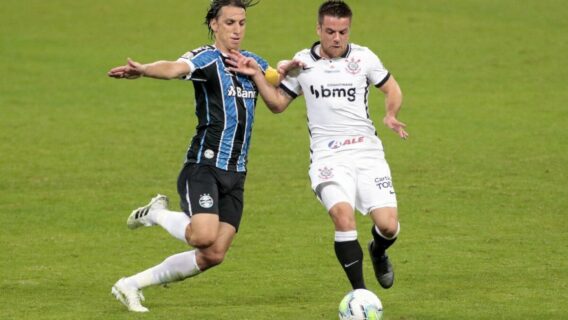 Corinthians e Grêmio se enfrentam no Brasileirão, veja onde assistir