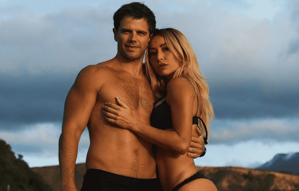 Imagem mostra Duda Nagle e Sabrina Sato abraçados