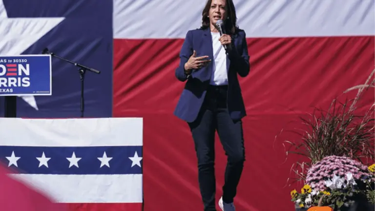 De Kamala Harris a famosas: Tênis All Star Converse está em alta