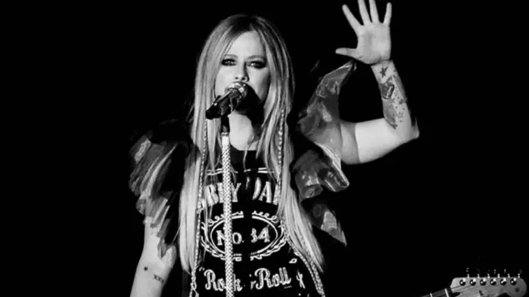 Avril Lavigne se apresentará no Rock in Rio 2021, afirma coluna