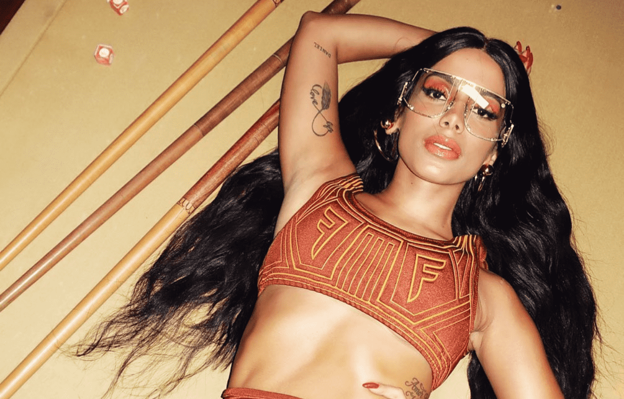 Anitta orienta sobre em quem votar: ‘opções que representem a minoria’