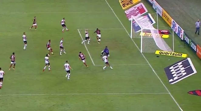 Gol perdido por Lincoln no duelo entre Flamengo e Atlético GO