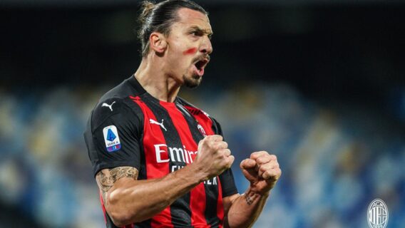 Com 2 gols de Ibrahimovic, Milan vence Napoli e assume liderança do Italiano