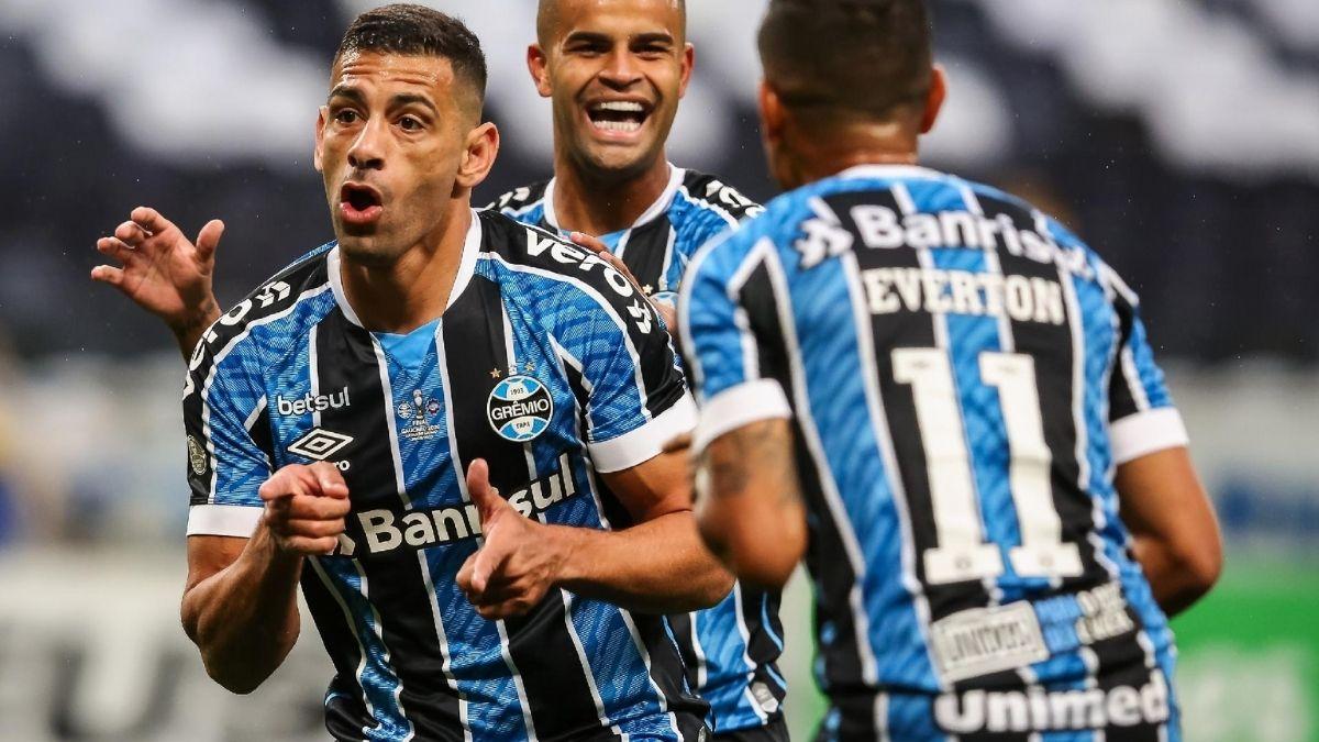 Grêmio chega para duelo com 12 jogos de invencibilidade