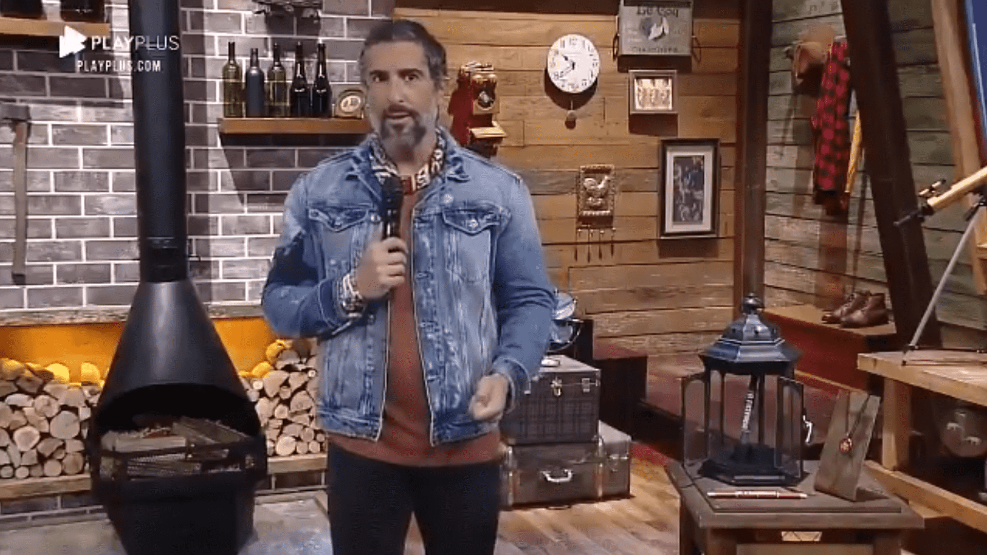 Marcos Mion, apresentador de A Fazenda 2020