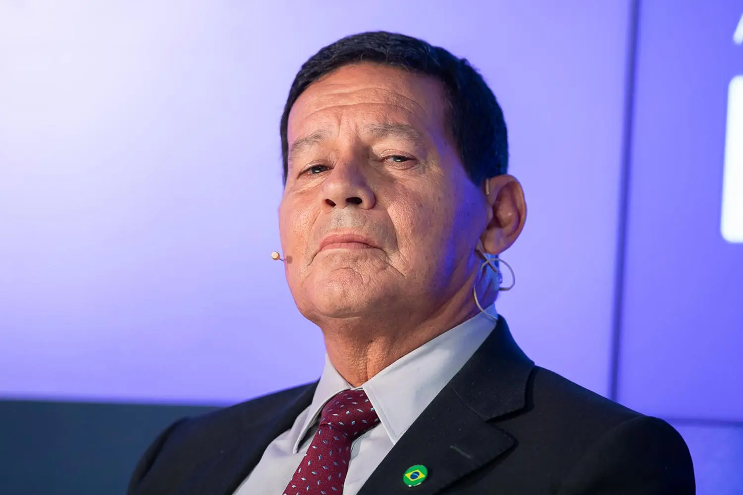 mourão diz que não existe racismo no brasil