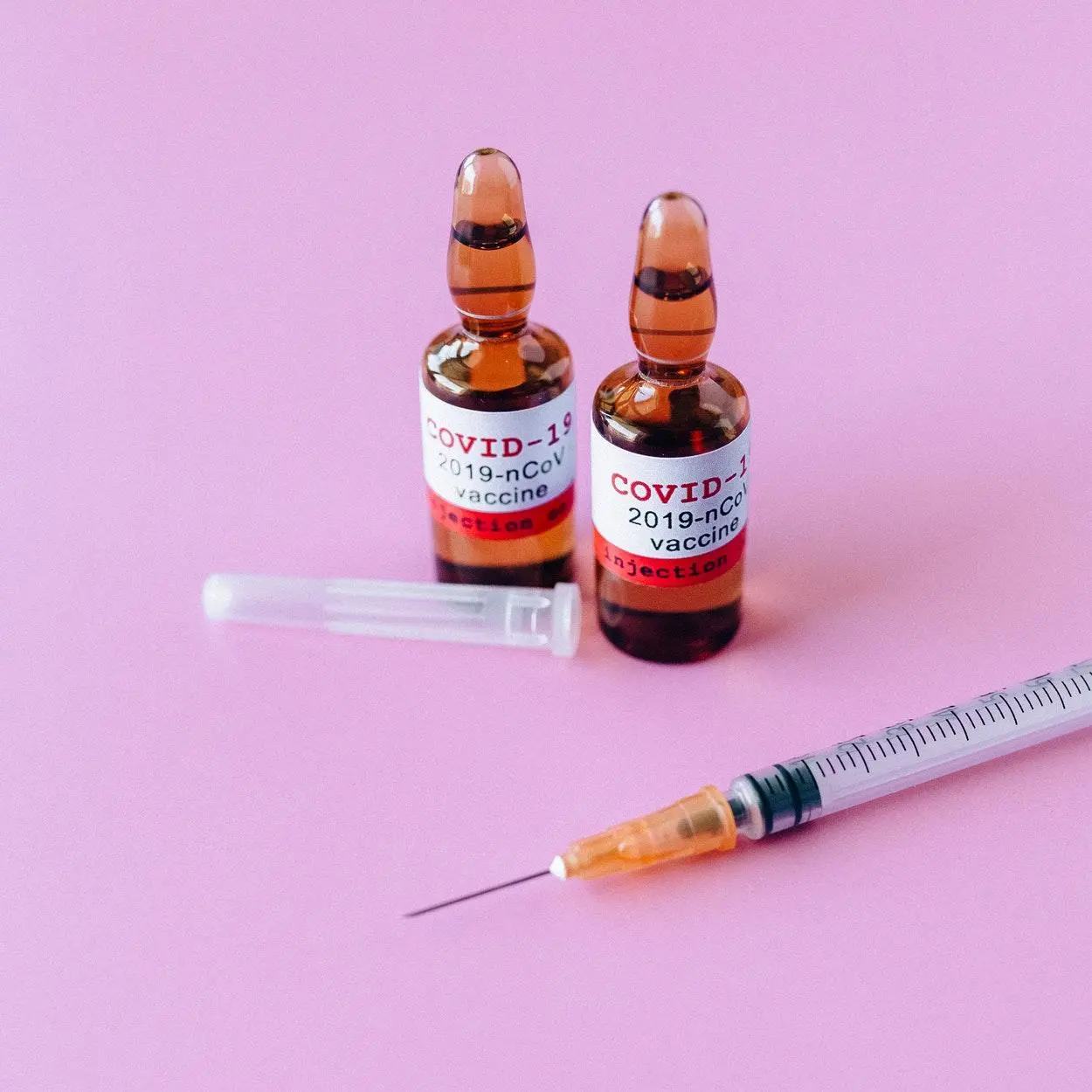 Vacina da Oxford é segura