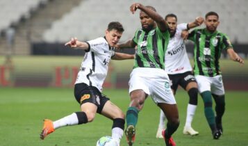 Corinthians x América MG entram em campo às 21h30