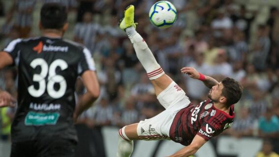 Prêmio Puskás tem jogador do Flamengo na disputa: veja os golaços indicados