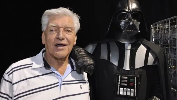 Dave Prowse: ator de Darth Vader morre aos 85 anos