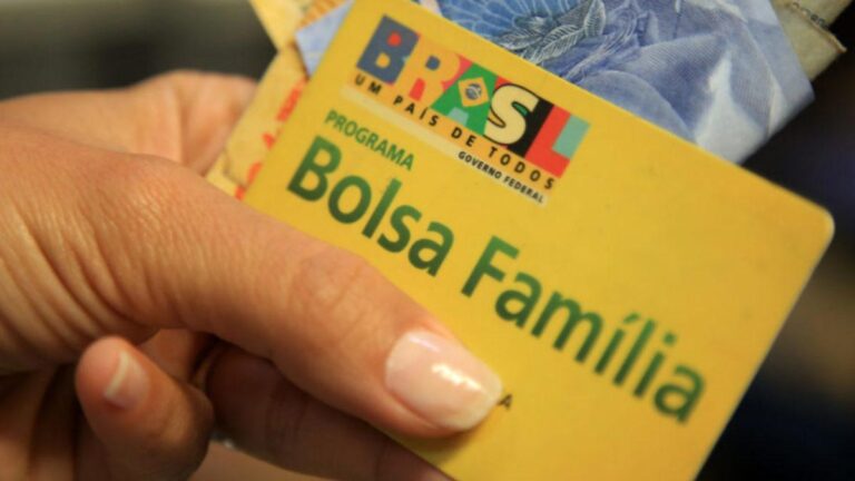 Extensão do auxílio emergencial negado para Bolsa Família pode ser contestado
