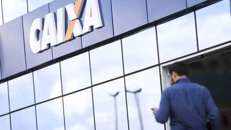 Auxílio emergencial: Caixa libera saques para nascidos em abril e maio